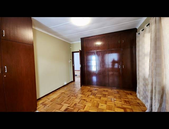 4 BEDROOM HOUSE RENTED IN THORNTON